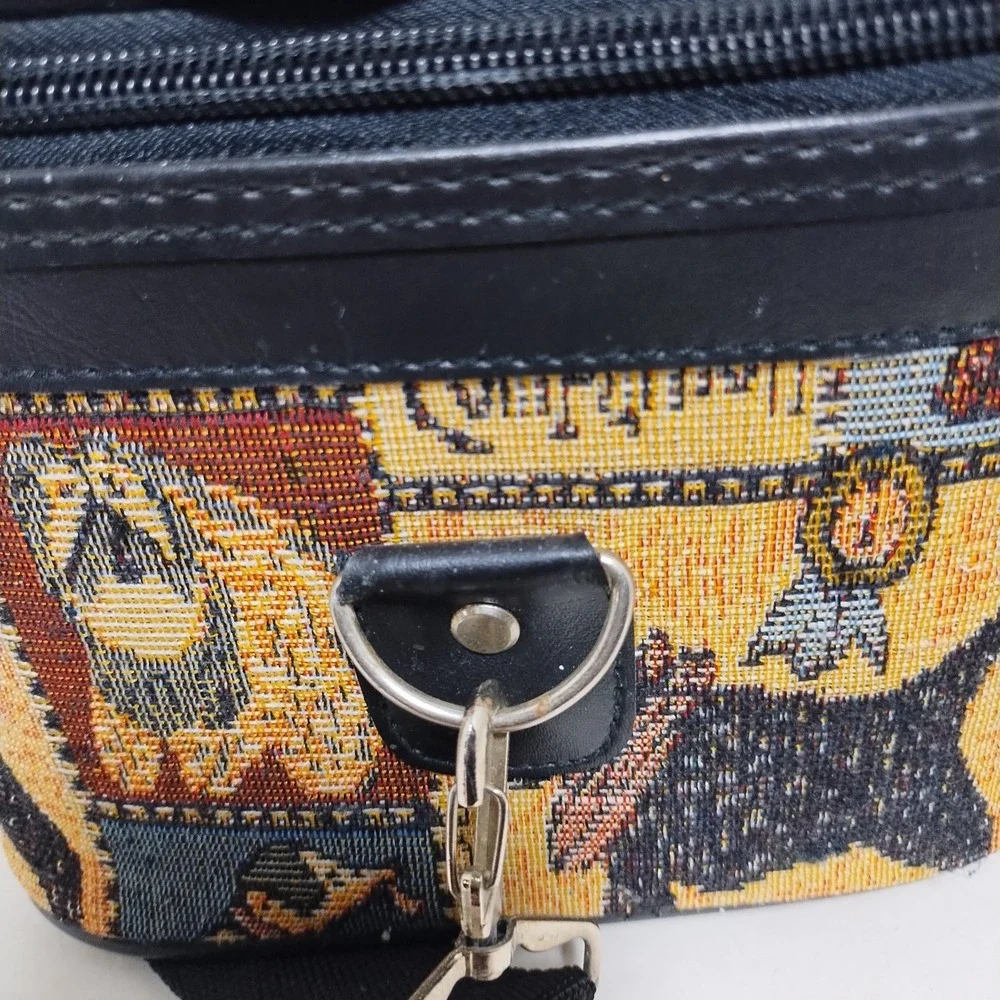 Vintage Tapestry Faithful Companion Toiletry‎ Makeup Bag Case With Lock & 2 Keys